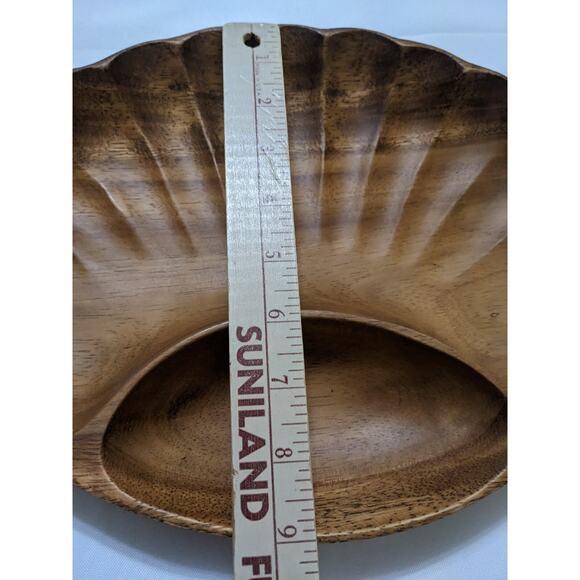 Divided Wood Bowl Hand carved Clam Scalloped Monkey Pod Made in Philippines - Picture 5 of 7